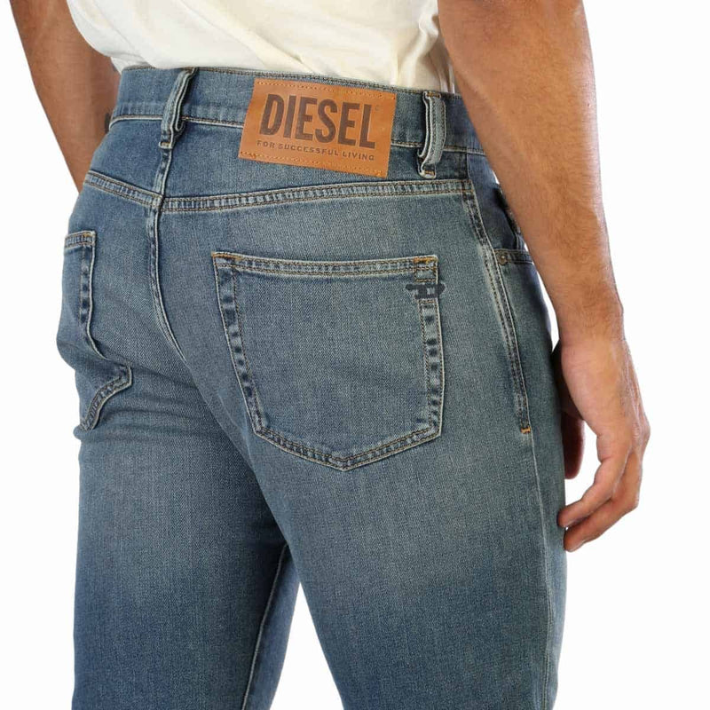Blue Jeans Diesel Uomo Modello D-Strukt Slim Fit a Gamba Dritta