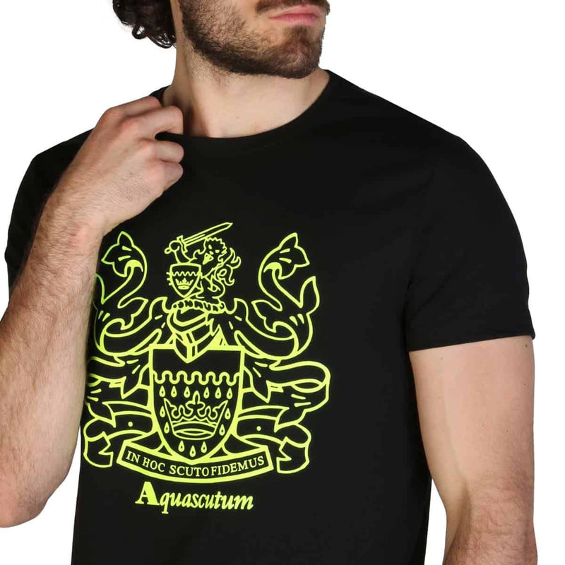 Maglietta a maniche corte Uomo Aquascutum Nera con Logo Giallo Grande