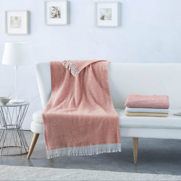 Coperta per divano di Lana Rosa Salmone con frange cm 170x130
