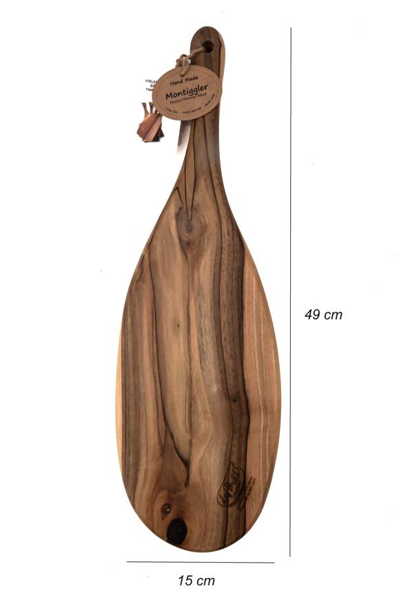 Mod. Montiggler, tagliere in legno massello di noce, 49 x 15 x 2,5 cm.