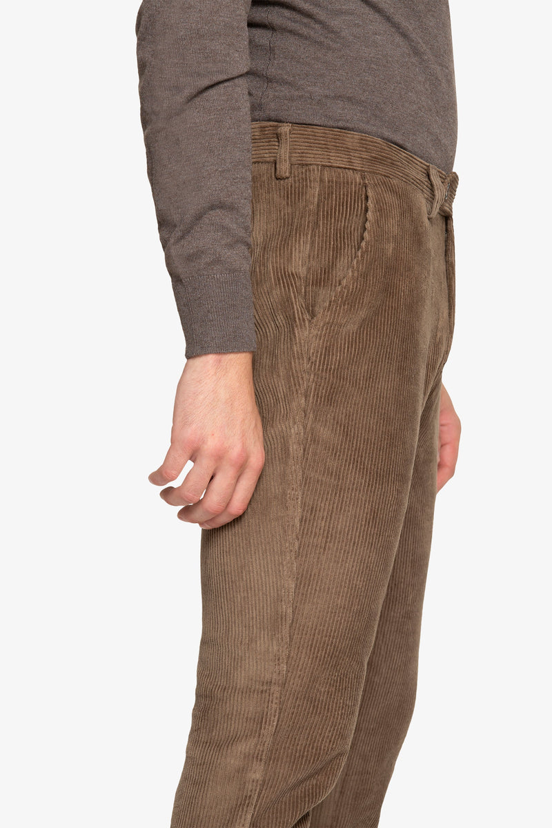 Pantalone in velluto nocciola