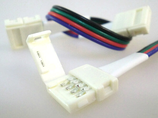 4 PZ Connettore 10mm Per Collegare Due Strip Led Smd RGB 5050 Senza Saldare